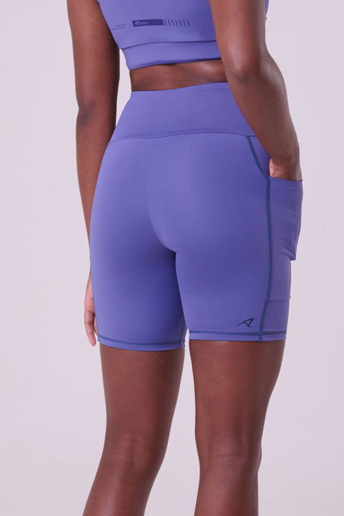 SIGNATURE SAMBA 3-POCKET SHORTS 7"