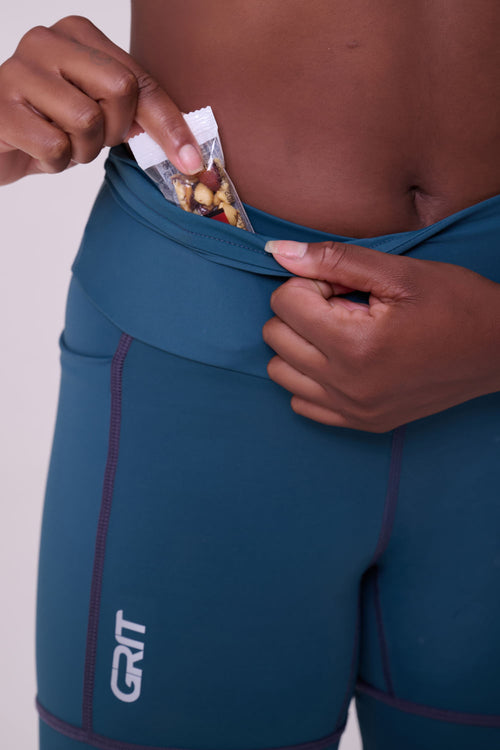 GRIT BOSSA 3-POCKET SHORTS 6"