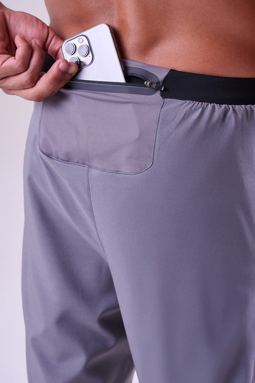 ESSENTIAL FLEX STRONG 3-POCKET 9" SHORTS WITH LINER MEN