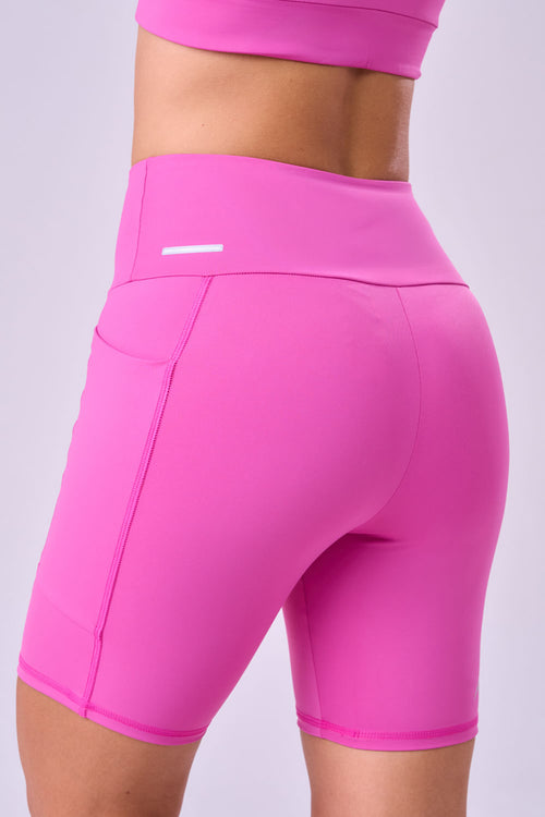 SIGNATURE SAMBA 3-POCKET SHORTS 7"