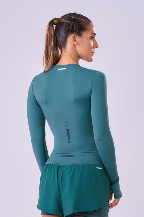 LONG SLEEVE CROPPED SIGNATURE SAMBA TEE