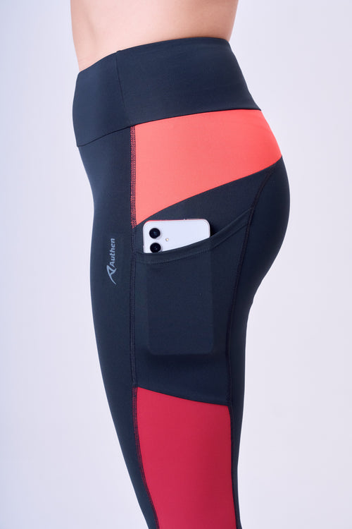 ESSENTIAL RUN FLIGHT 3-POCKET LEGGING