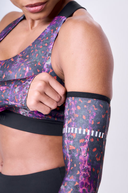 T. A. COAT COMPRESSION ARM SLEEVE WOMEN