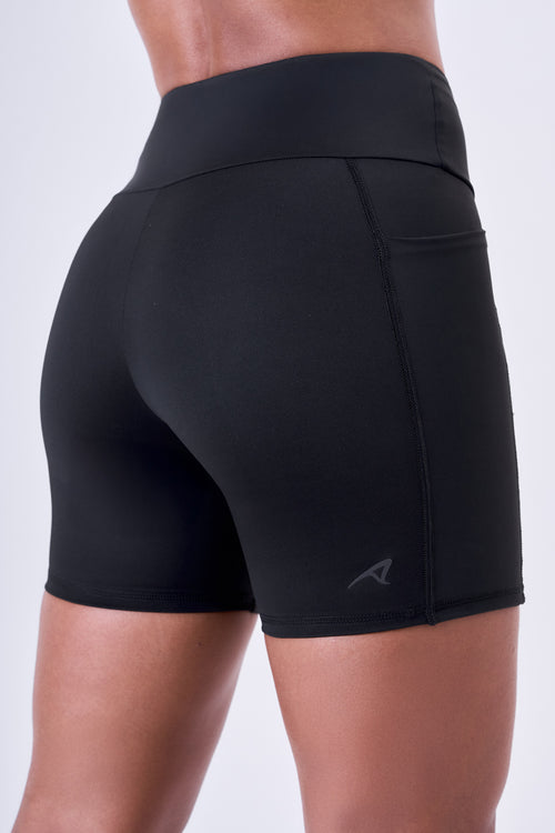 SIGNATURE SAMBA 3-POCKET SHORTS 6"