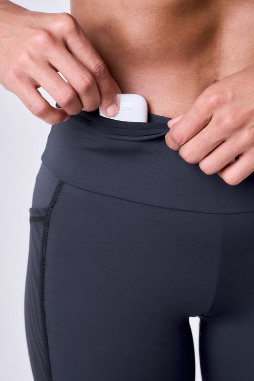 SIGNATURE SAMBA JACQUARD ZEBRA LUXE 3-POCKET 6" SHORTS