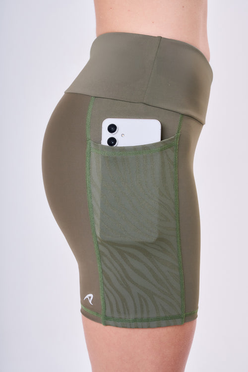 SIGNATURE SAMBA JACQUARD ZEBRA LUXE 3-POCKET 6" SHORTS