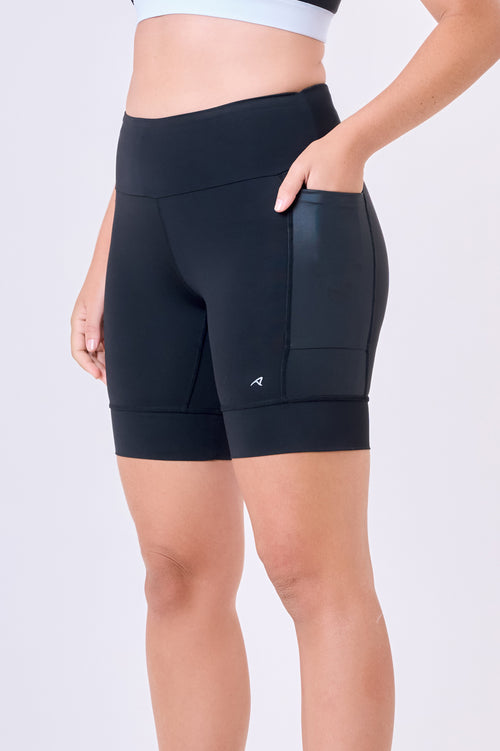GRIT BOSSA CIRÉ LUXE 3-POCKET 7" SHORTS