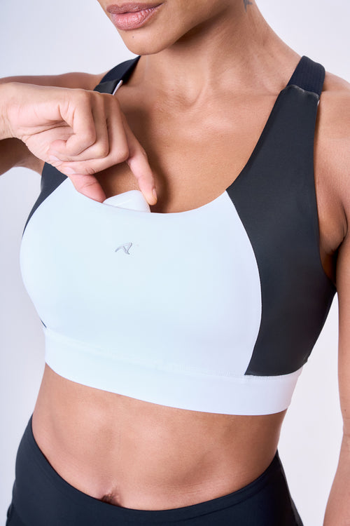 GRIT BOSSA TECH CIRÉ LUXE ADJUSTABLE 1-POCKET RACERBACK STRAP SPORTS BRA