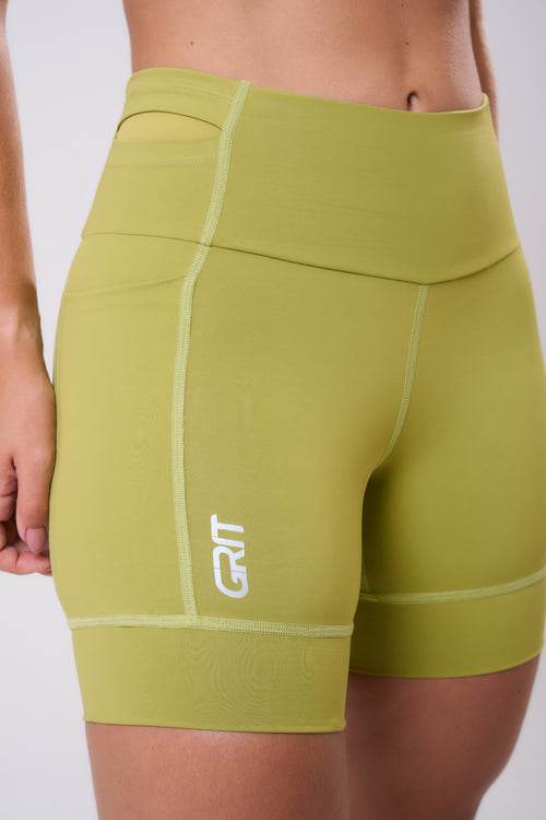 GRIT BOSSA 3-POCKET 360 WAISTBAND 6" SHORTS