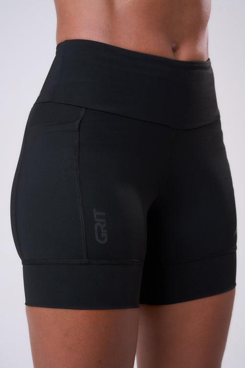 GRIT BOSSA 3-POCKET 360 WAISTBAND 6" SHORTS