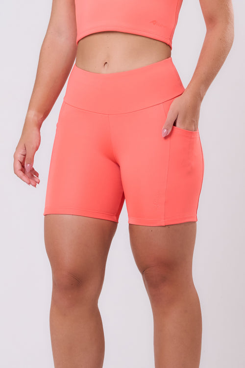ESSENTIAL RUN STAMINA 3-POCKET 6" SHORTS
