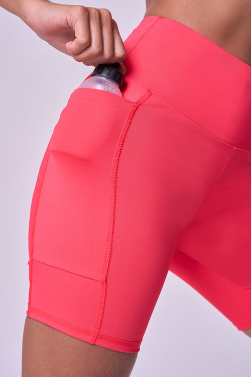 SIGNATURE SAMBA 3-POCKET SHORTS 7"