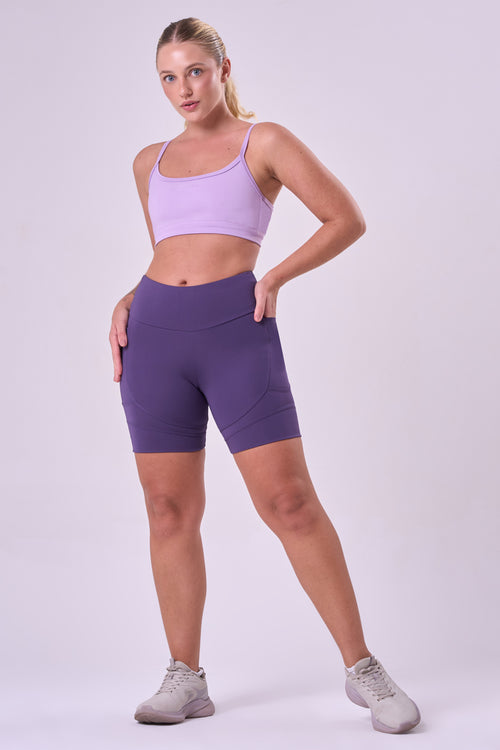 ESSENTIAL RUN TROT 3-POCKET 6" SHORTS WOMEN