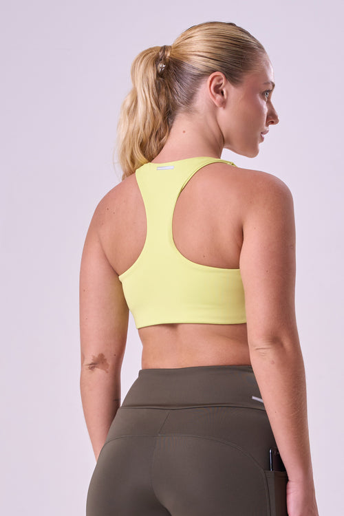 ESSENTIAL RUN STAMINA RACERBACK SPORTS BRA