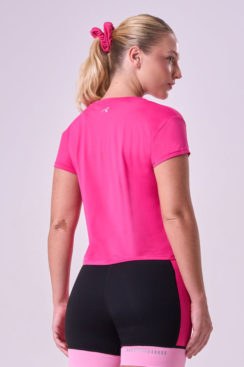 KEEP COOL BOLD CROPPED T-SHIRT