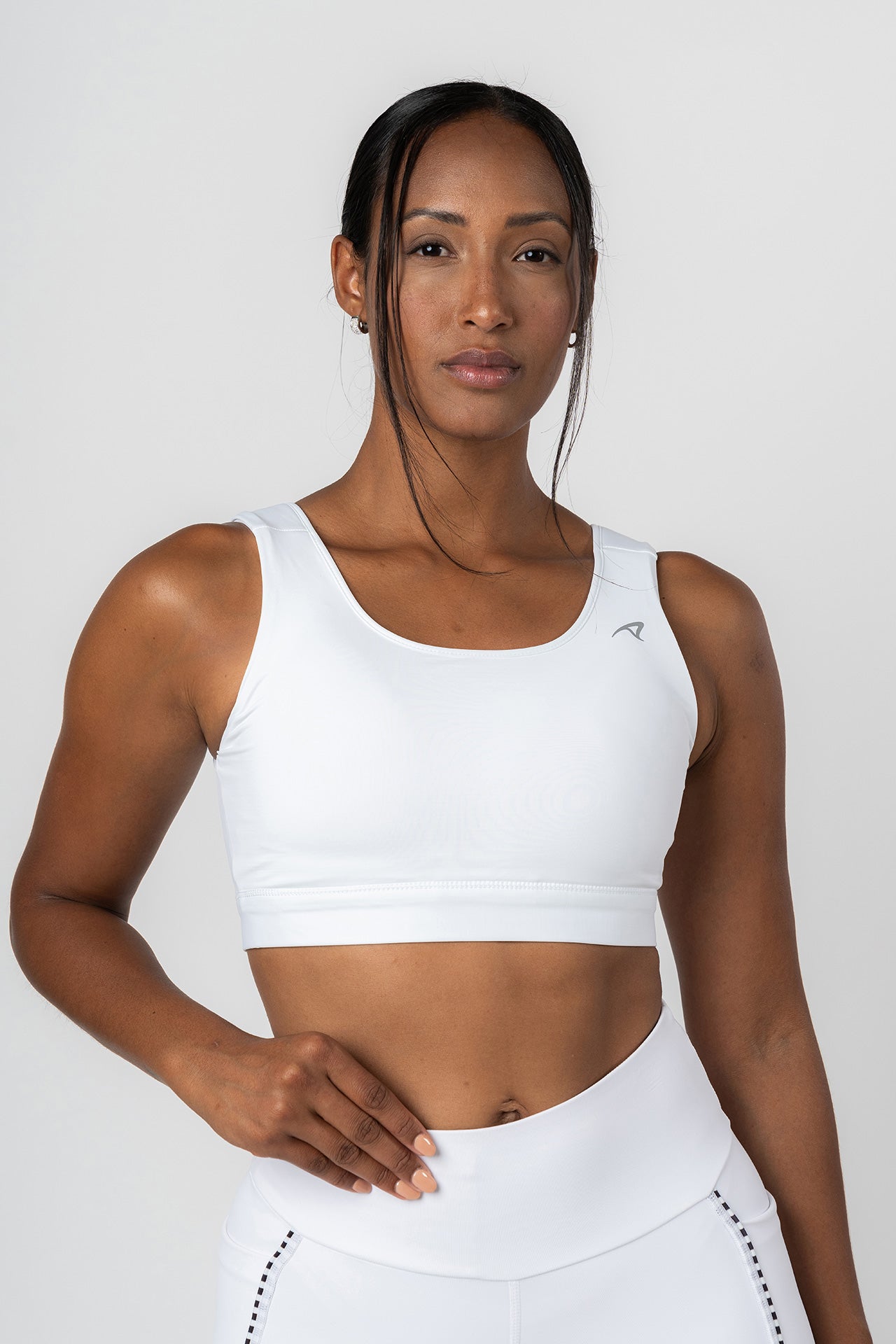 Sports bra with back pocket online