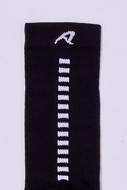 GRIT HIGH-CUT COMPRESSION SOCKS – EMANA®