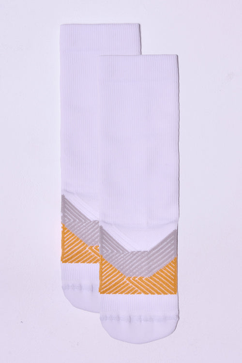 GRIT HIGH-CUT COMPRESSION SOCKS – EMANA®